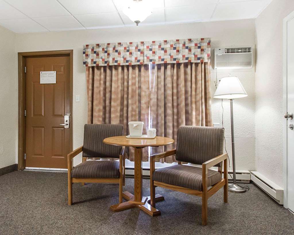 Rodeway Inn Grand Falls Zimmer foto